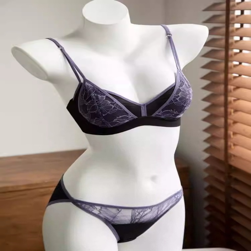 Women French Lace Non Padded B - Bralette Wireless Soft ulasan dan harga