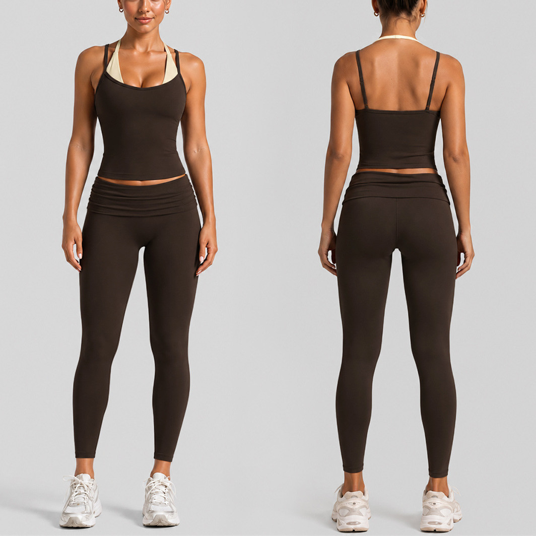 Pad Women Block Dot Halter Dou - Sports Bra High Impact ulasan dan harga